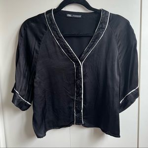 Zara cropped satin effect top size small